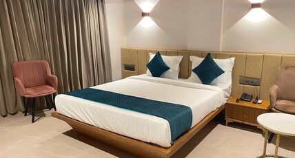 Emora Tree Room Type - Superior Deluxe Room