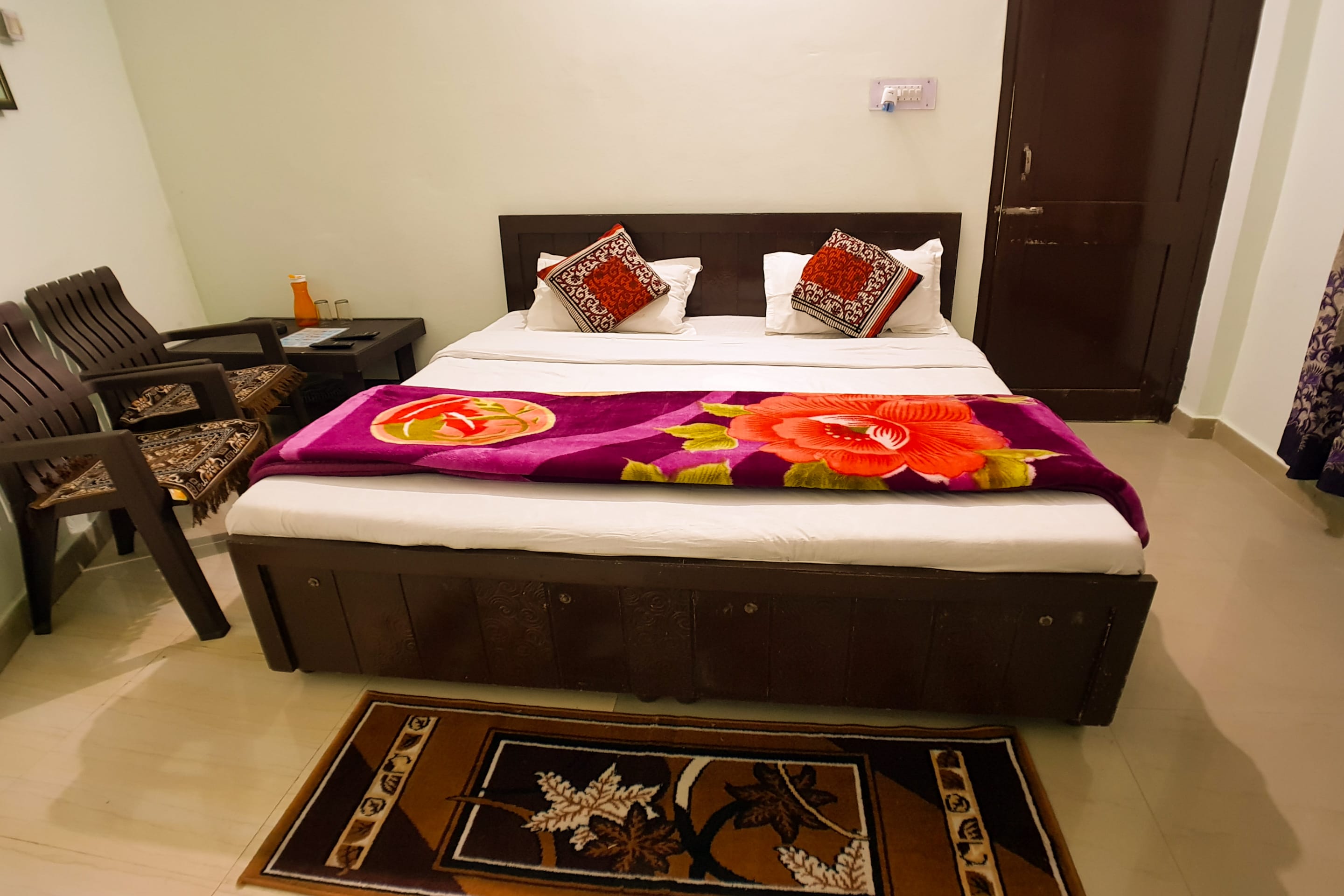Bahar Guest House - Tap to explore photos
