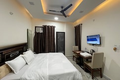 Homestay comforts 500m from Airport