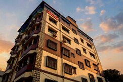 The Vinayak Hotel and Banquet