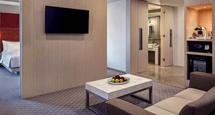 Grand Mercure Jakarta Harmoni Room Type - Business Suite