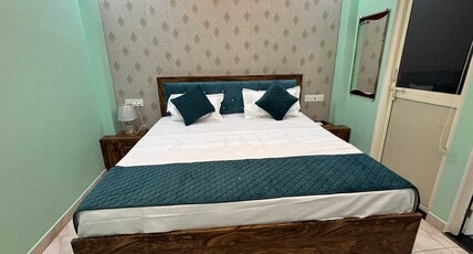 Hotel BDC Room Type - Deluxe AC Room