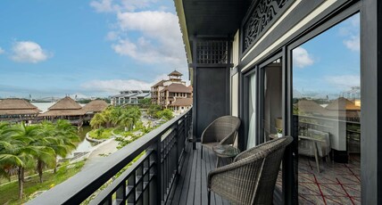 DoubleTree by Hilton Putrajaya Lakeside Room Type - KING EXECUTIVE LAKE VIEW