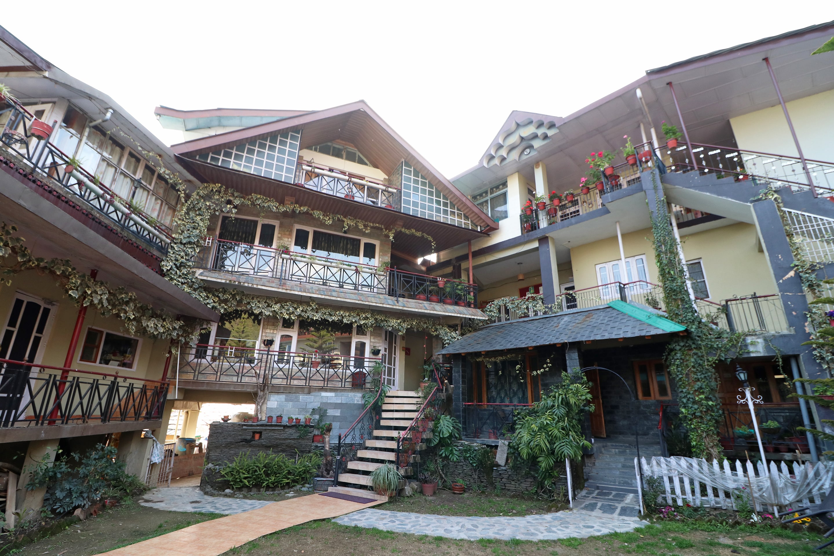 Capital O Nandini Homestay - Tap to explore photos