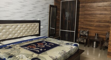 Hotel Sansar Room Type - Deluxe room