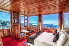 Hotel LA Riqueza Kanatal