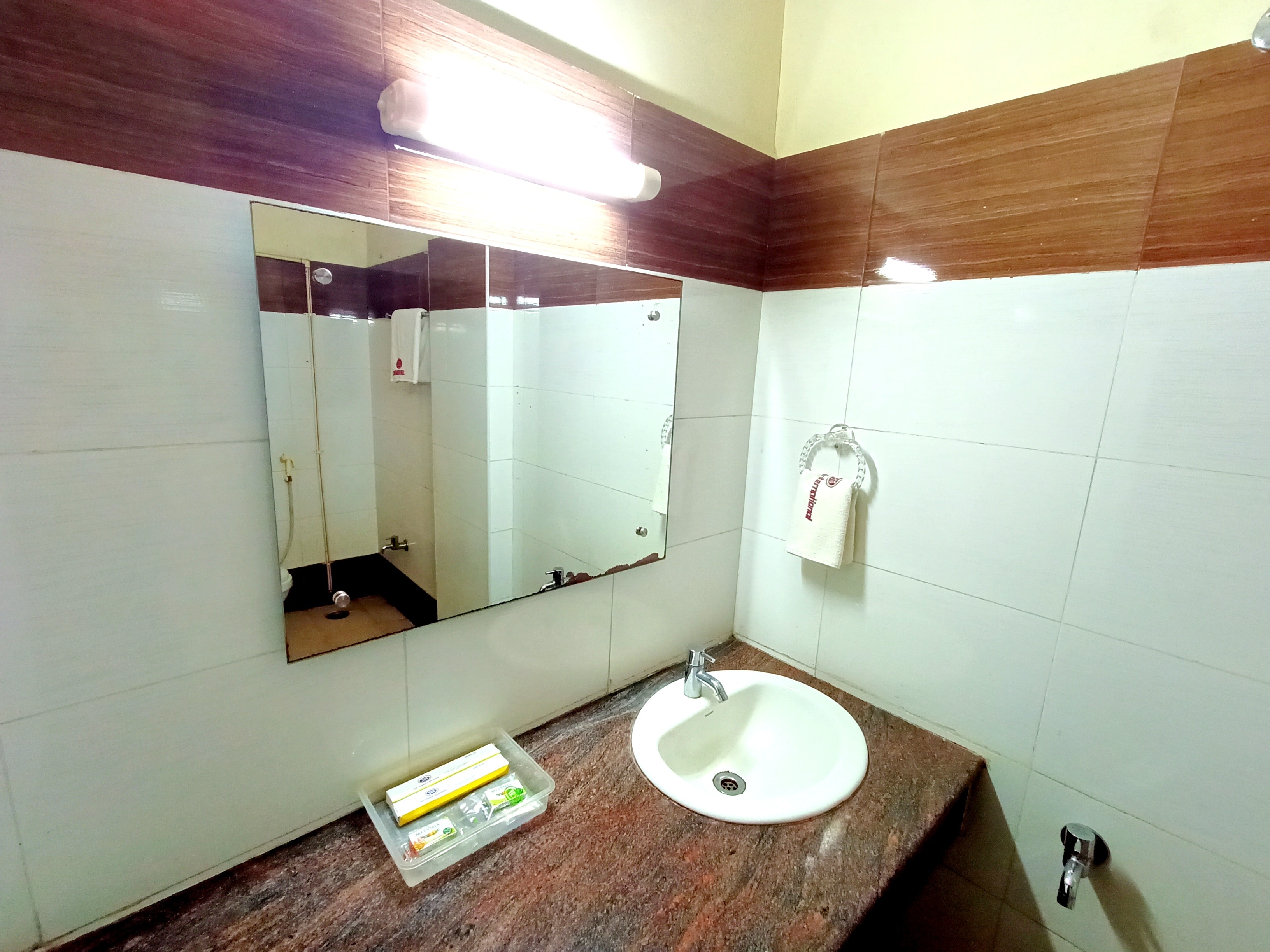 SGS Lodgings International - Tap to explore photos