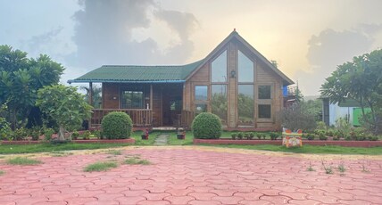 Woodpecker Villa Room Type - Woodpecker Villa
