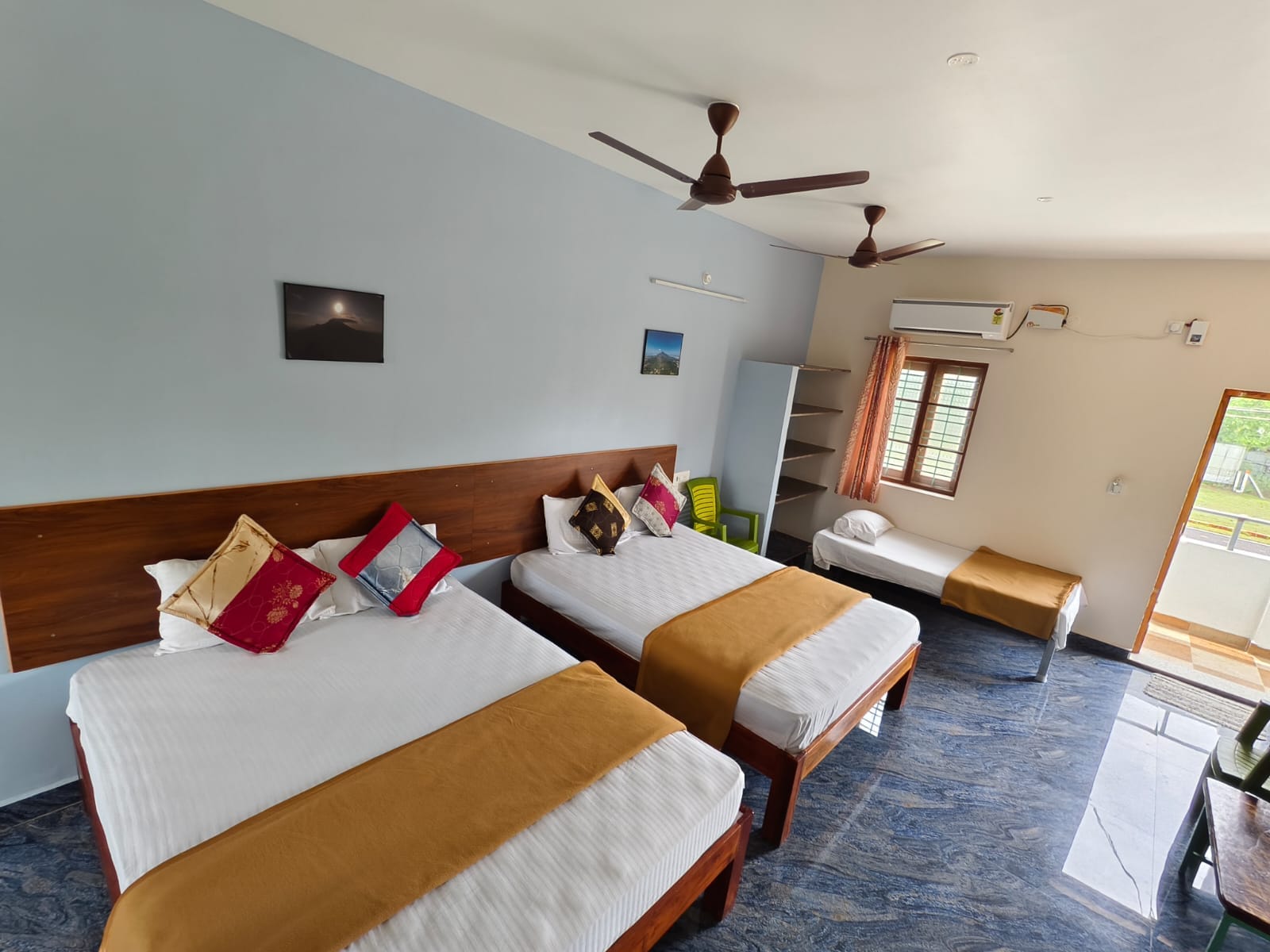 RPM HOME STAY - Tap to explore photos