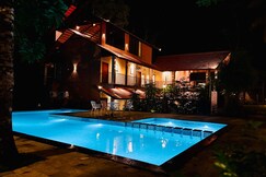 On The Rocks Athirappilly