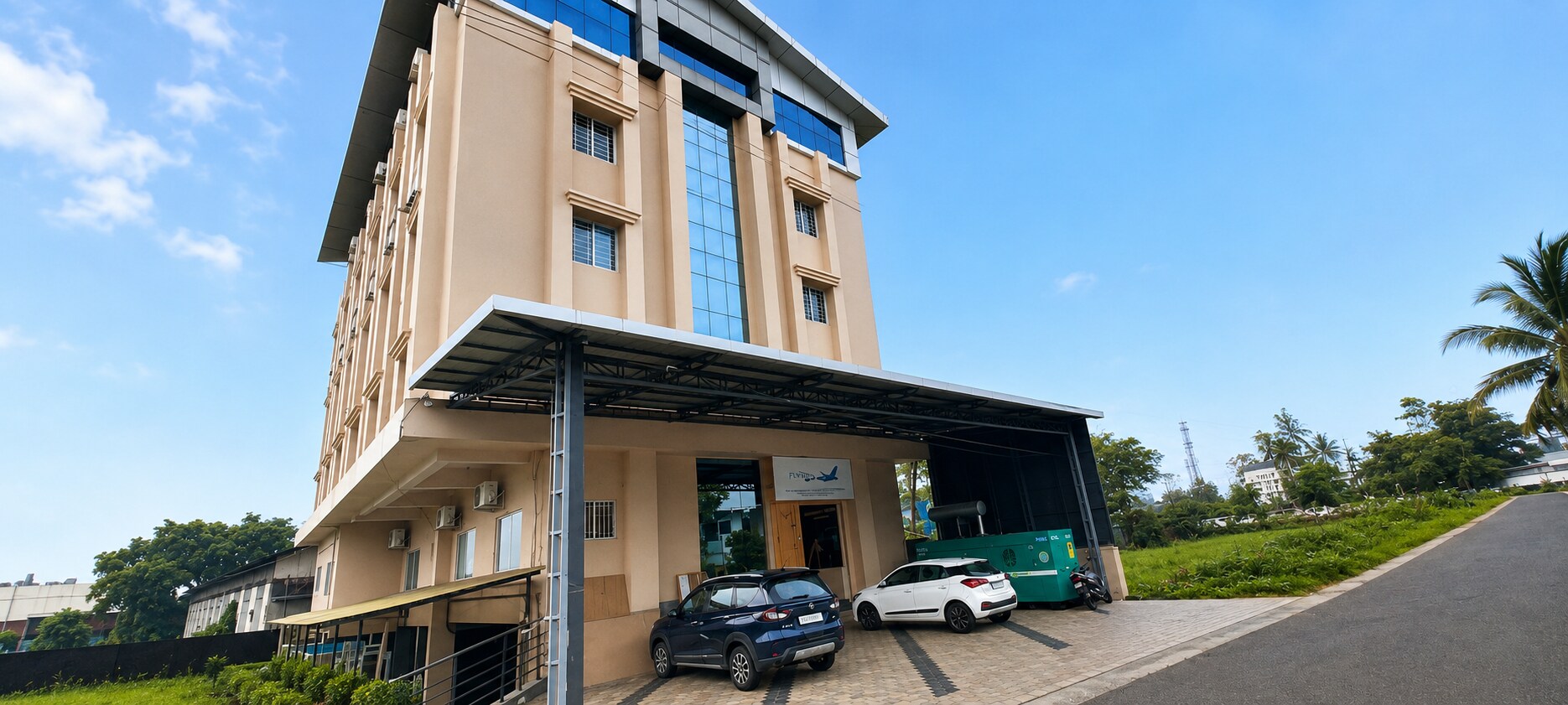 Nova Alhind Airport Hotel - Tap to explore photos