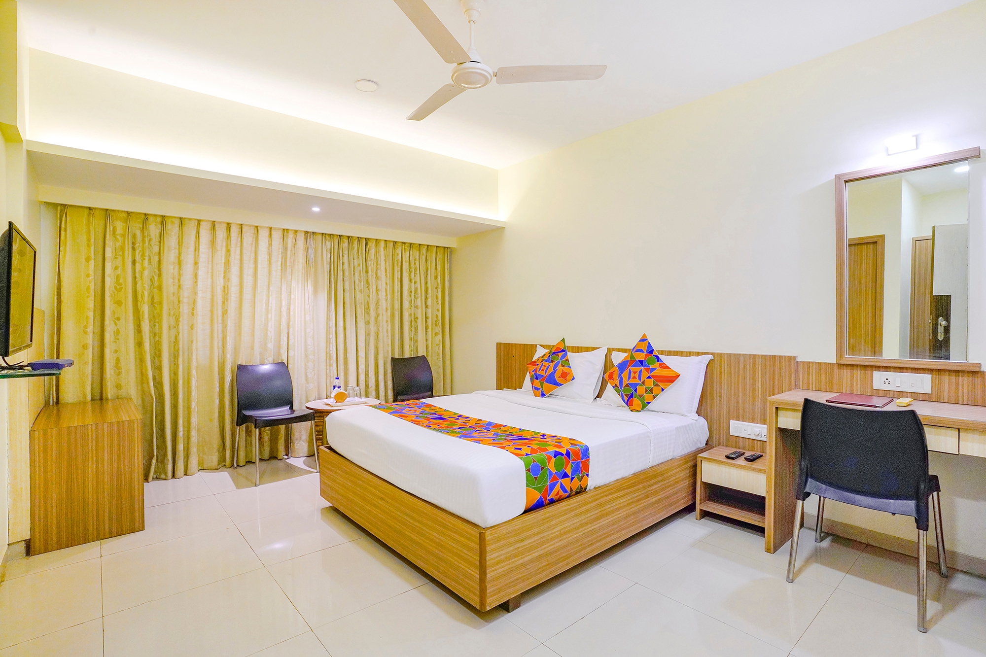 FabHotel Kuber - Tap to explore photos