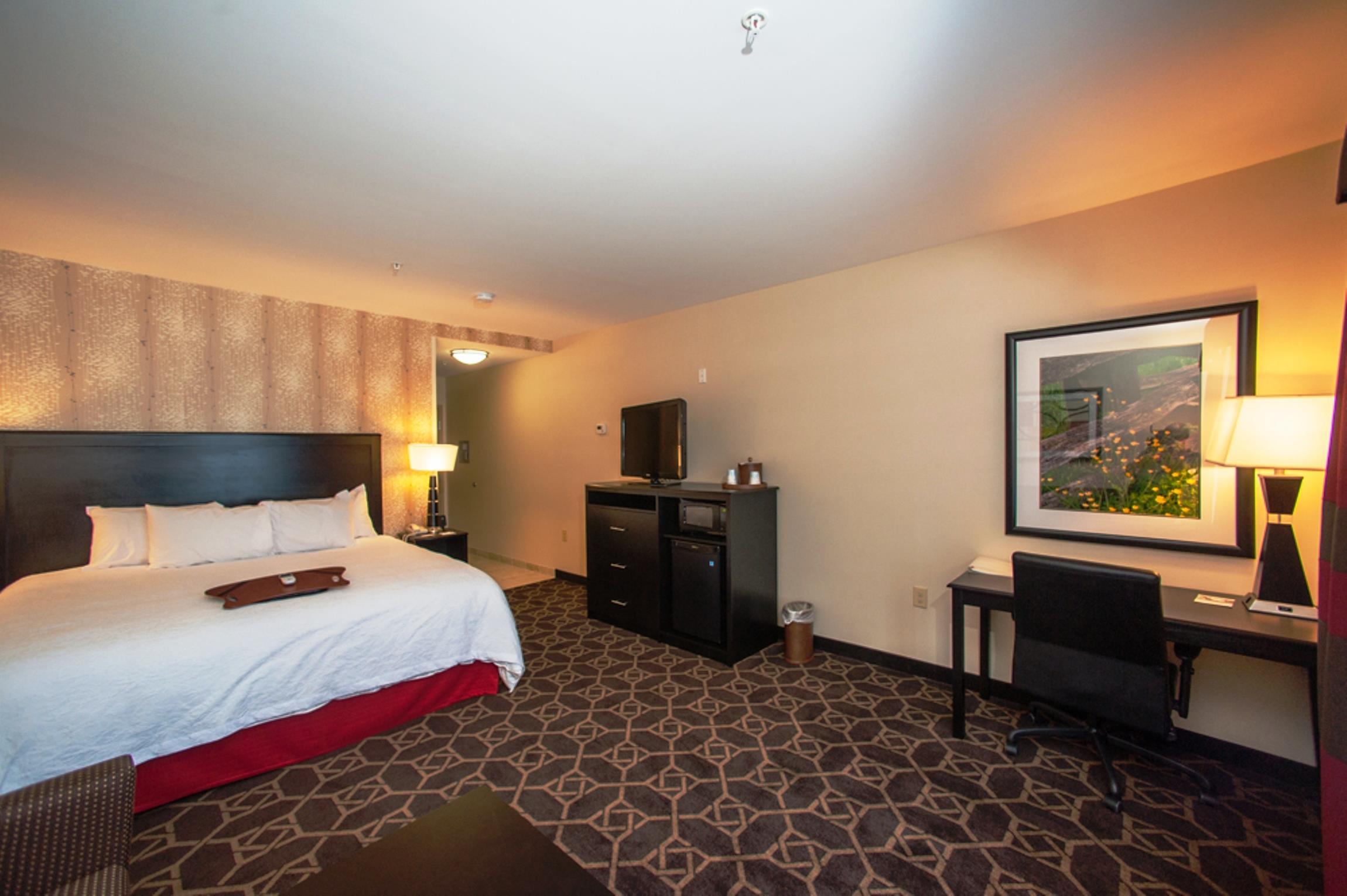 Hampton Inn by Hilton Fort Morgan - Tap to explore photos