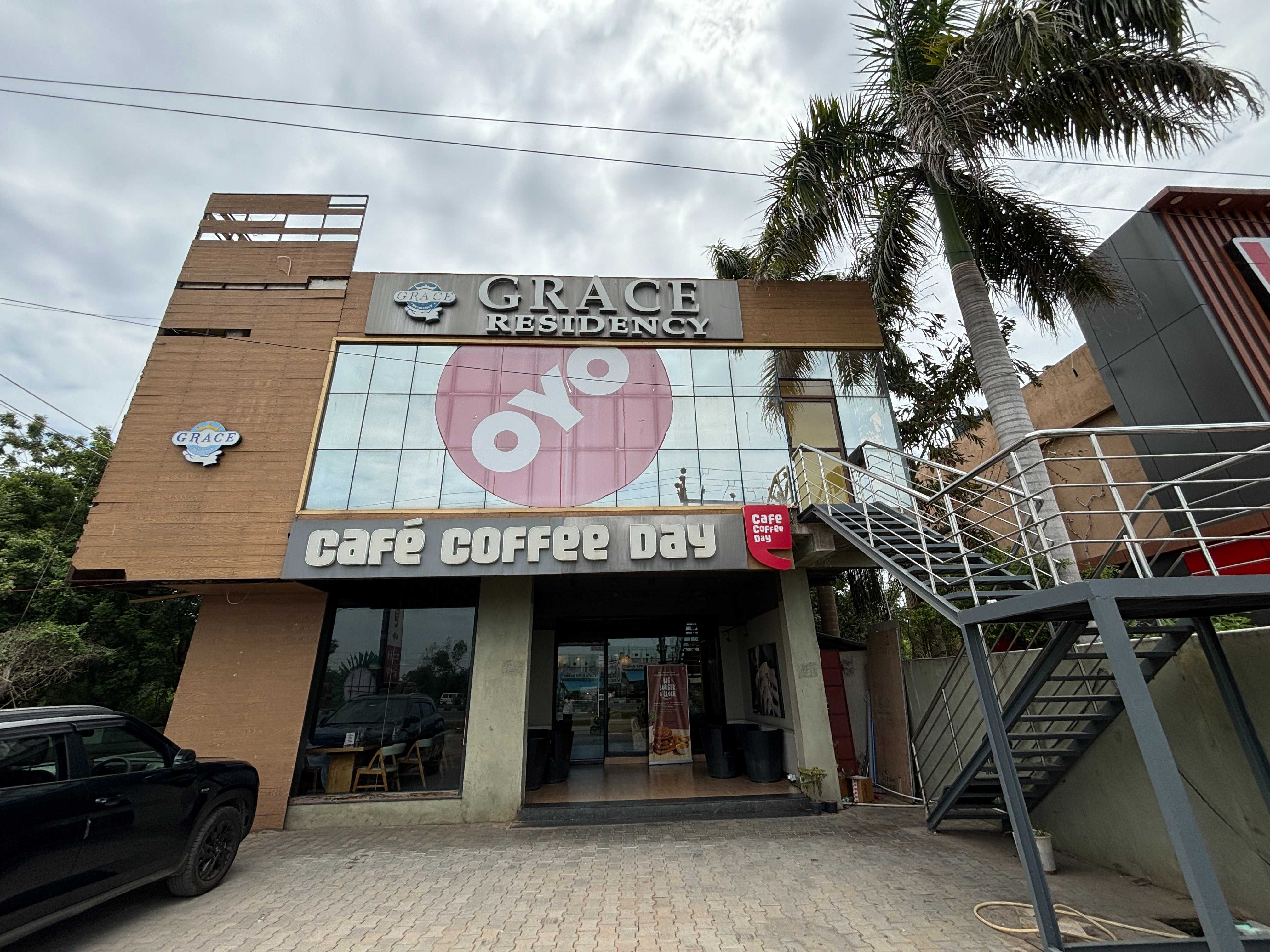 Hotel O Grace Residency Near JIPMER - Tap to explore photos