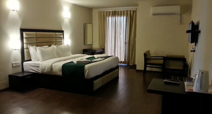 Aksa Hotel Room Type - Super Deluxe Room