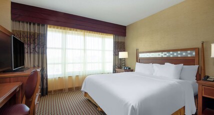 Embassy Suites by Hilton Northwest Arkansas Room Type - 1 KING SUITE ACC TUB