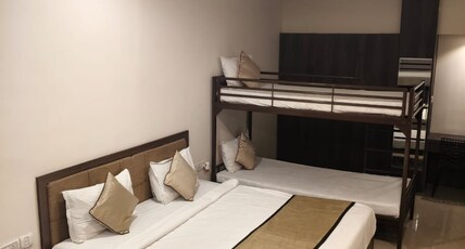 Hotel Merlin International Room Type - Four Bed Ac Family Room