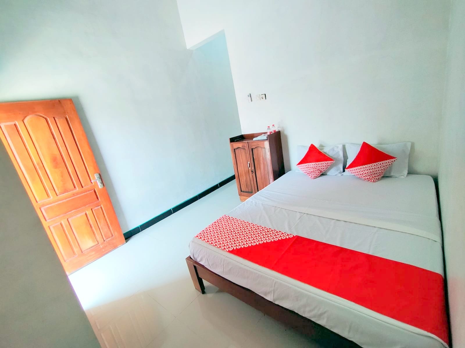 Hotel O Griya Annisa - Tap to explore photos