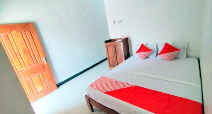 Hotel O Griya Annisa Room Type - Indonesia Standard Double