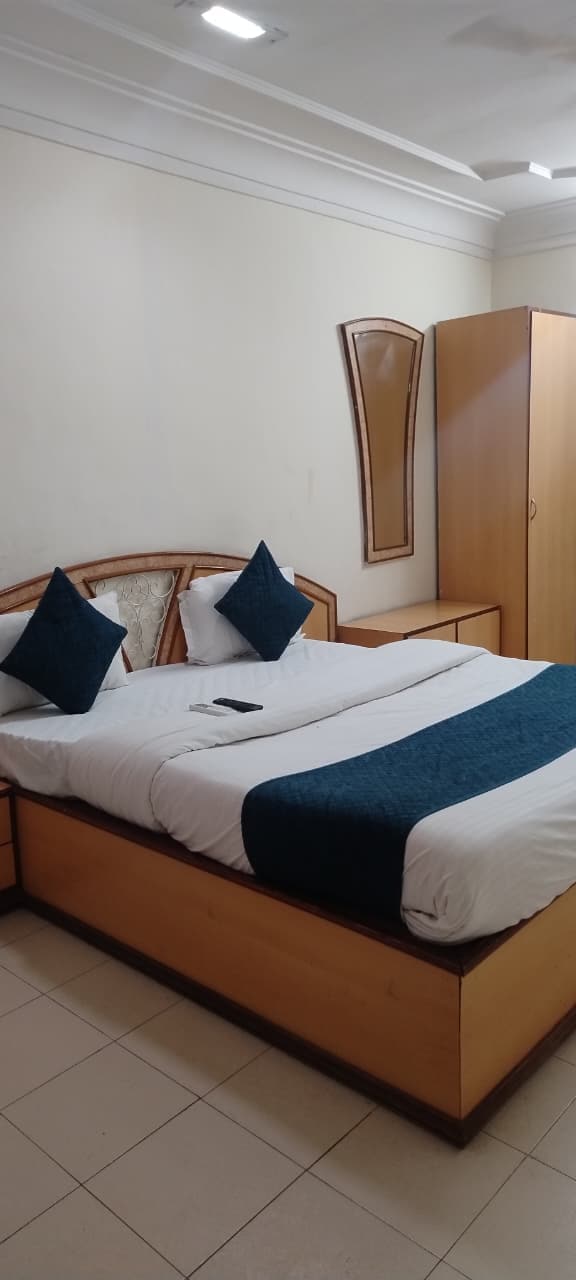 Hotel Regency - Tap to explore photos