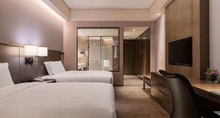 DoubleTree by Hilton Hotel Shiyan Room Type - TWIN EXECUTIVE ROOM