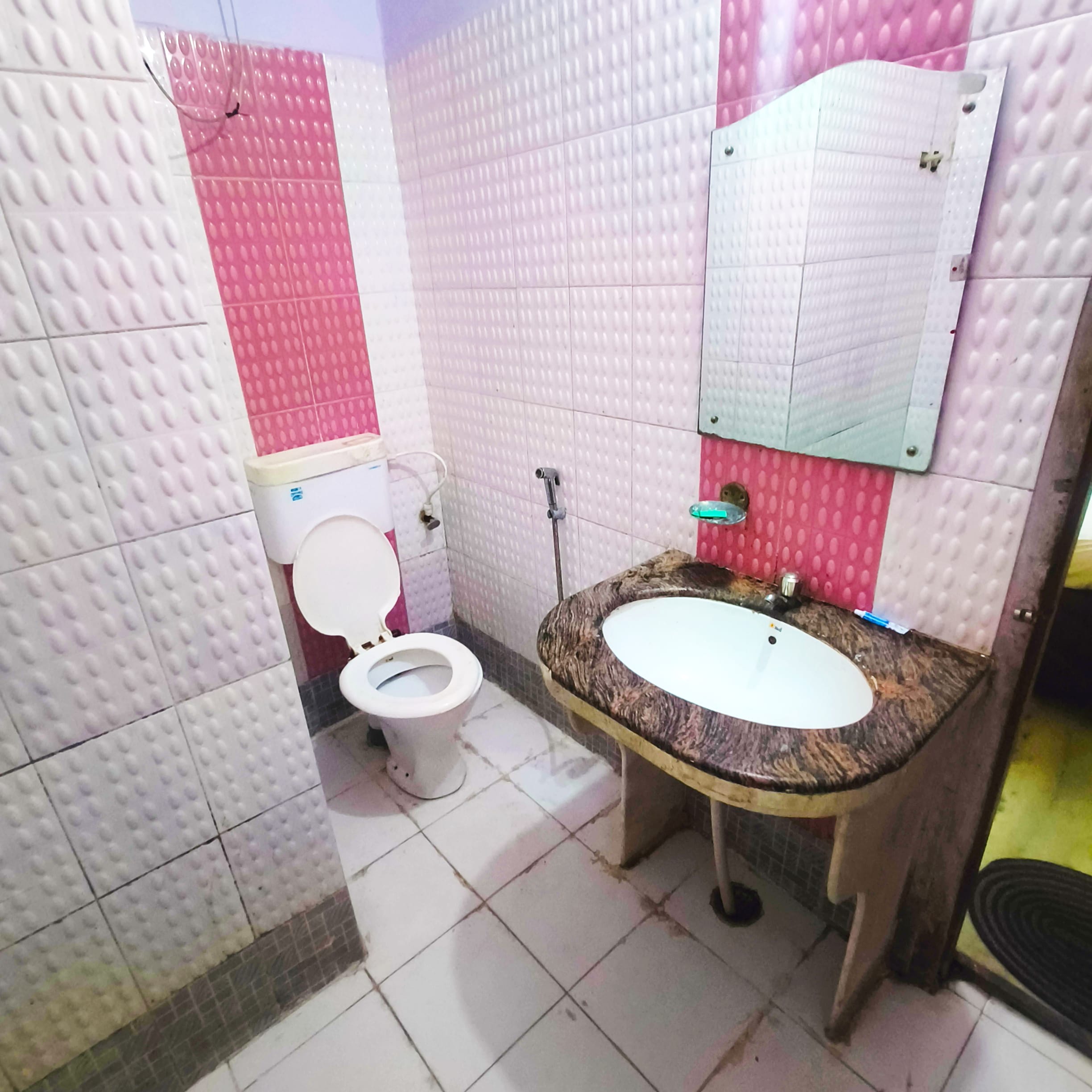 Royal Studio Suite | 5 Min Walk to Jaipur Station | Vasant Palace - Tap to explore photos