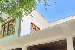 Nako Heights Homestay (Gongma House)