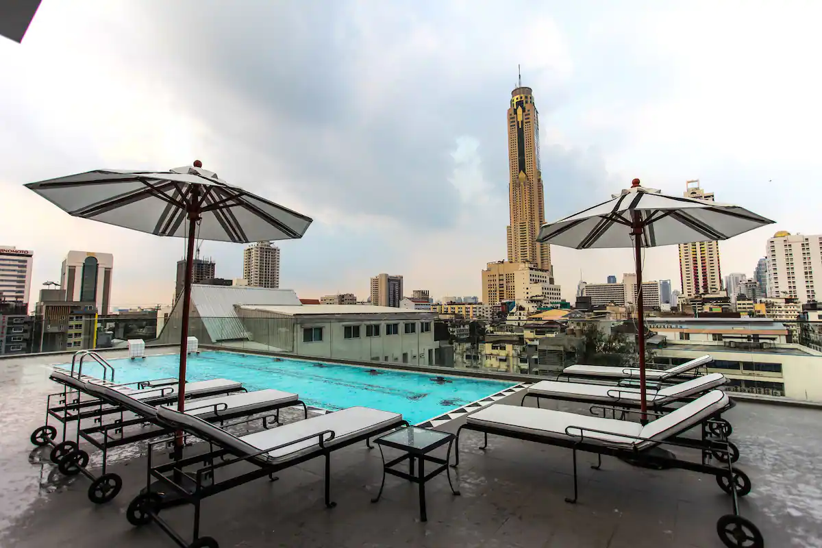 Vince Hotel Pratunam - Tap to explore photos