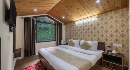 The Prakriti Retreat Kufri Shimla Room Type - Studio with Mountain View (Top Floor-4th)