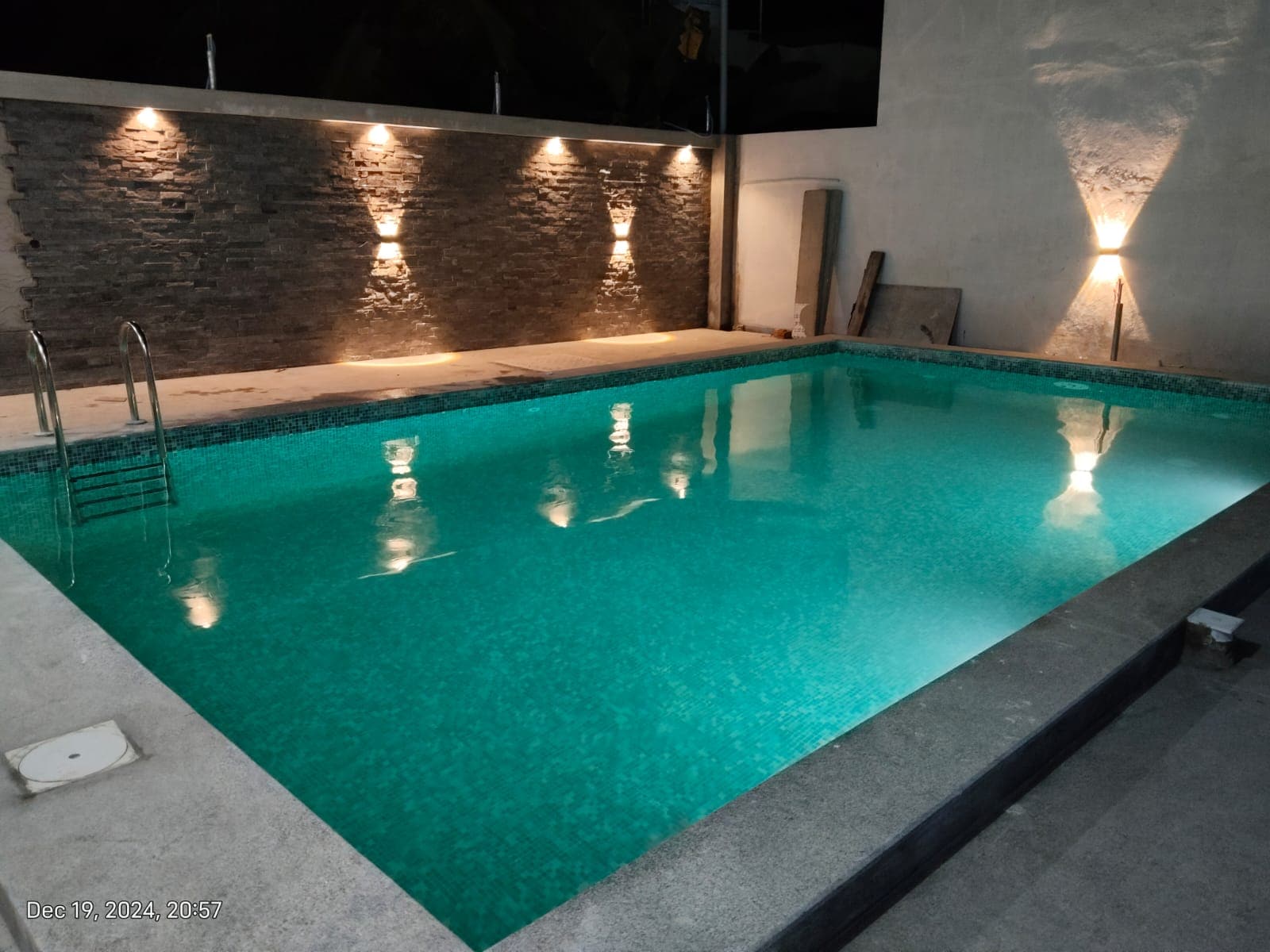 Villa du Eden with Swimming Pool - Tap to explore photos