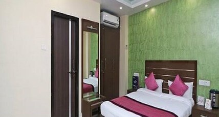 Hotel Royal Castle Room Type - Deluxe room
