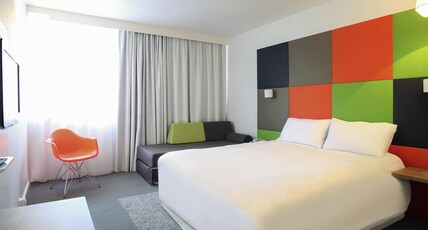 ibis Styles Nancy Sud Room Type - Standard Family Room that can accommodate 2 adults and 2 children