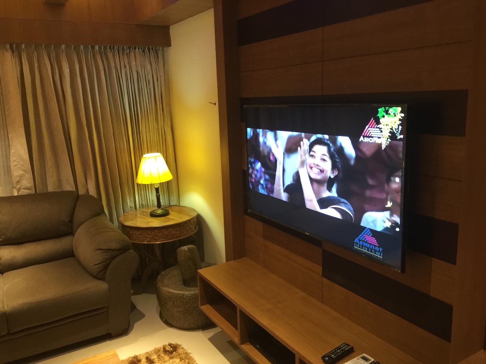 Silver castle - Tap to explore photos