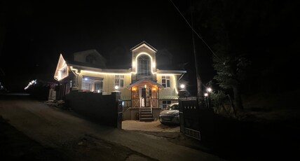 Rustic Woods Room Type - Villa Valley View