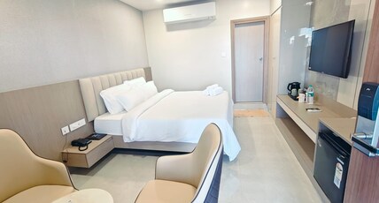 Hotel K Square Room Type - Premium Room