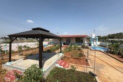 Cute farm with pool 5 min from Ramoji film city