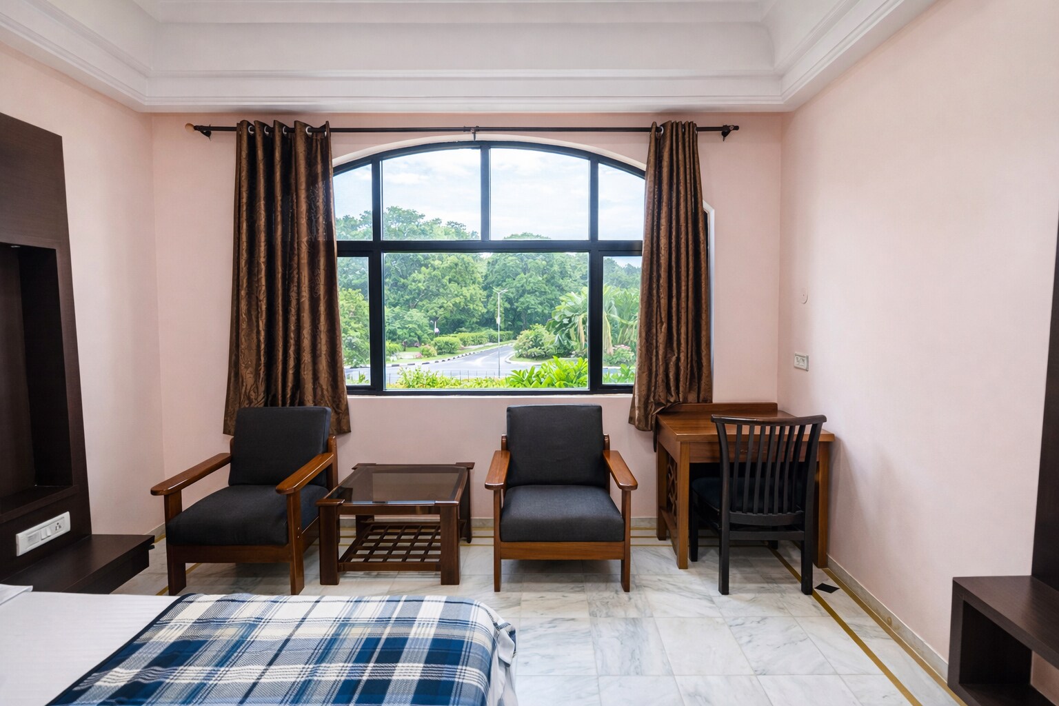 Hotel Harbans Residency - Tap to explore photos