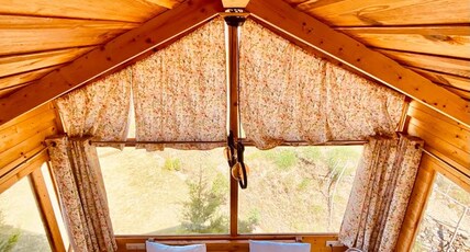 Chirpingi Birdz Resorts Room Type - Classic Family Cottage