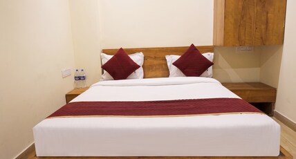 COZY STAY Room Type - Delux room
