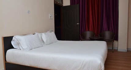 CITY HEART HOTEL & RESTAURANT Room Type - Deluxe Room