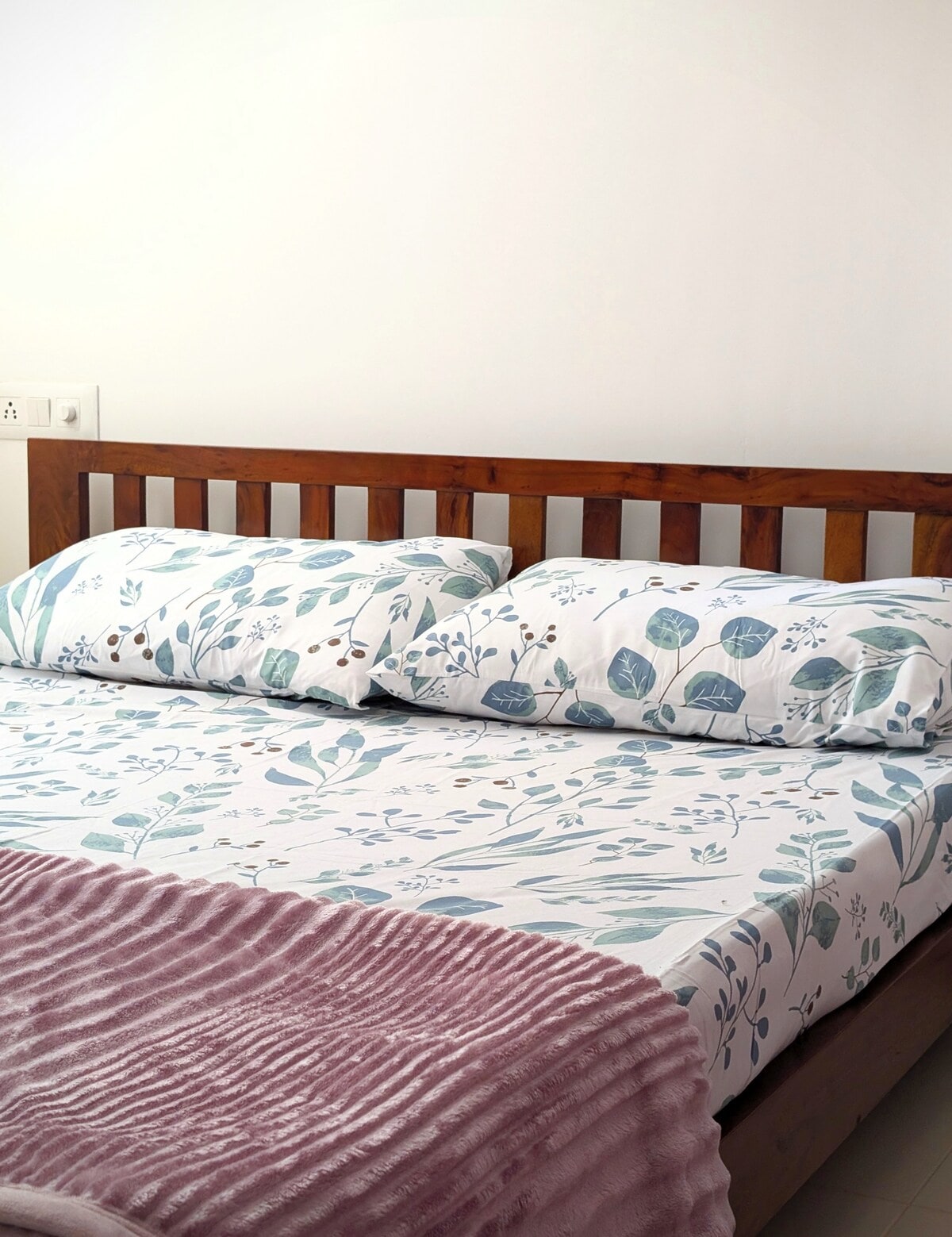 Saffron Rose Hill 1Bhk Flat - Tap to explore photos