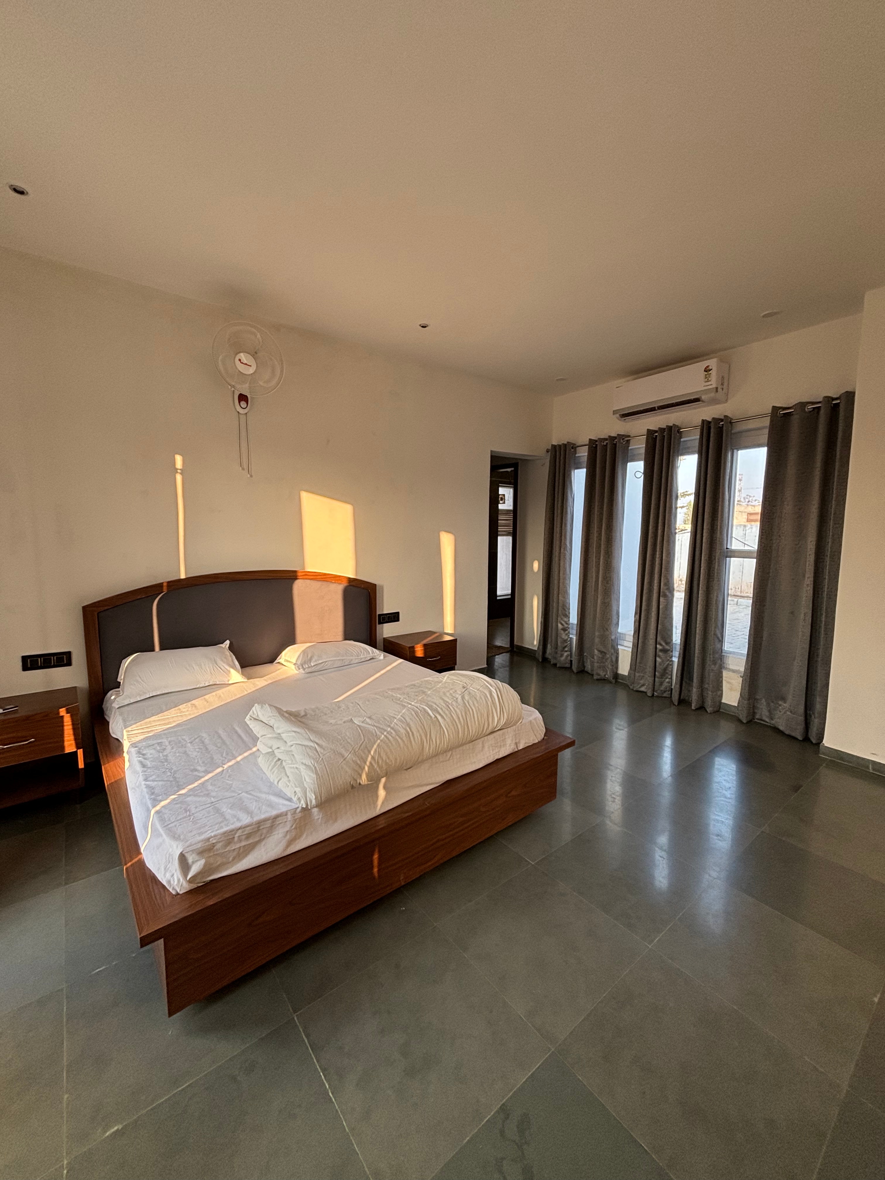 Hidden Farm - Tap to explore photos