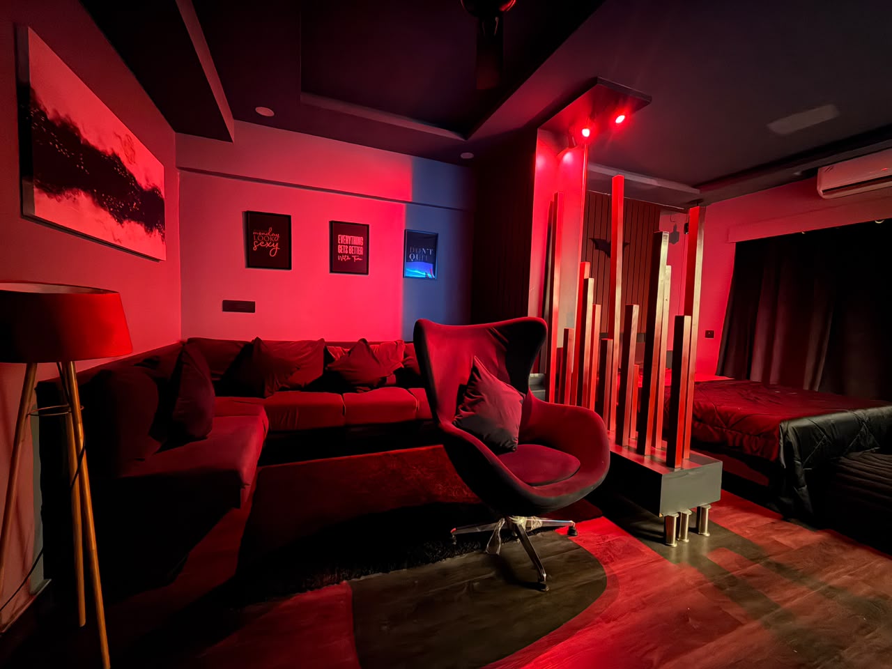 The Luxx Suites for Couples & Party lovers - Tap to explore photos