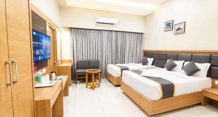 Zaith Residency Near Us Consulate & Apollo hospitals Room Type - Family Triple Room Zaith Residency Near Us Consulate & Apollo hospitals Room Type - Family Triple Room