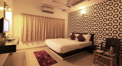 Hotel Kalash Residency Room Type - AC SUPER DELUXE ROOM