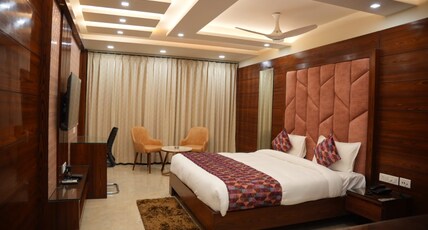 HOTEL CASA ROYAL Room Type - BUSINESS ROOM