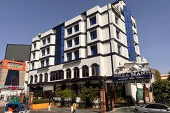 MERA MANN HOTEL