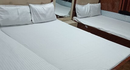 Maa Vaishno Guest House Room Type - DELUXE @ 6
