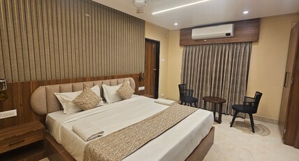 Hotel Vaishno Bliss Room Type - SUPER DELUXE