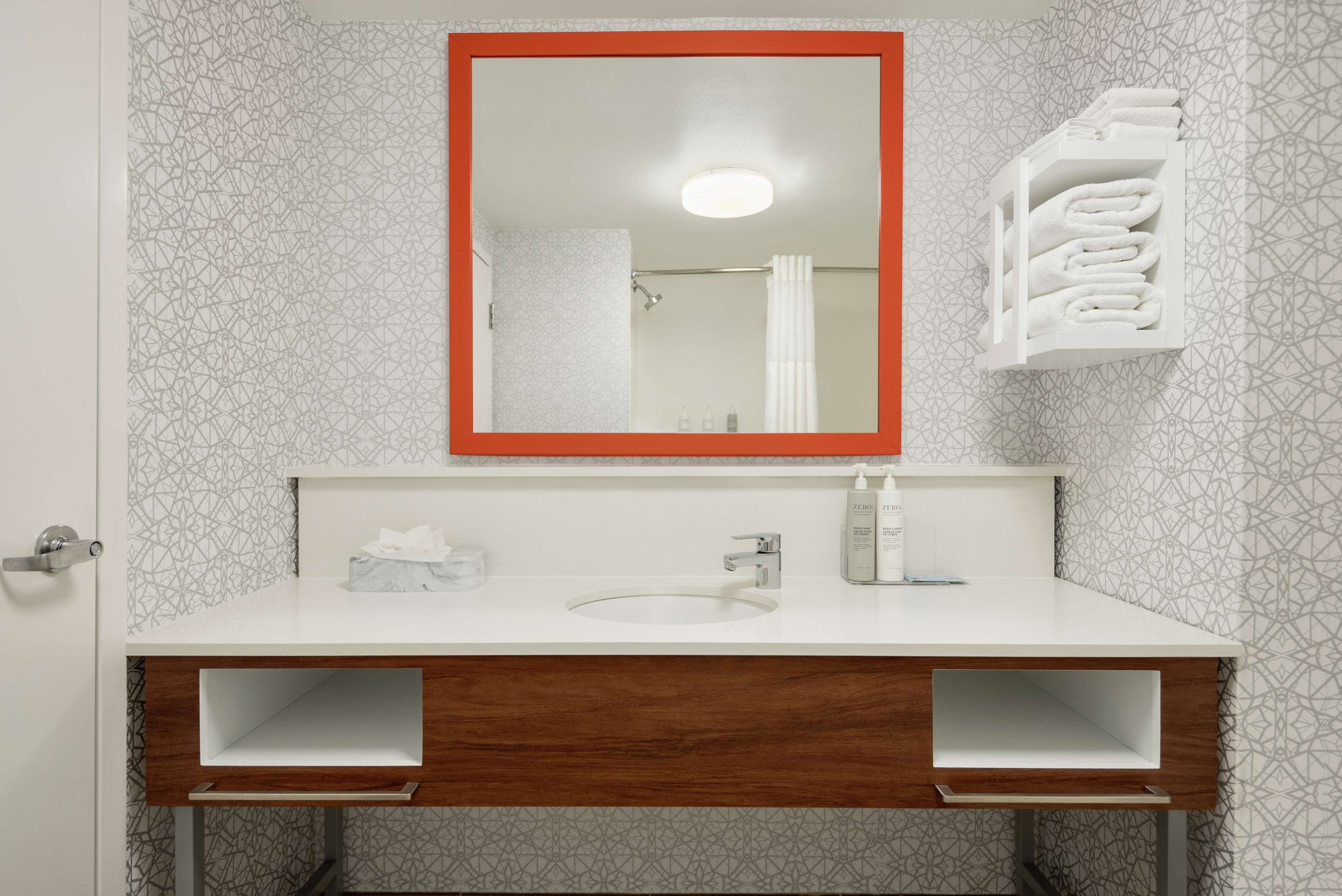Hampton Inn & Suites by Hilton San Marcos - Tap to explore photos